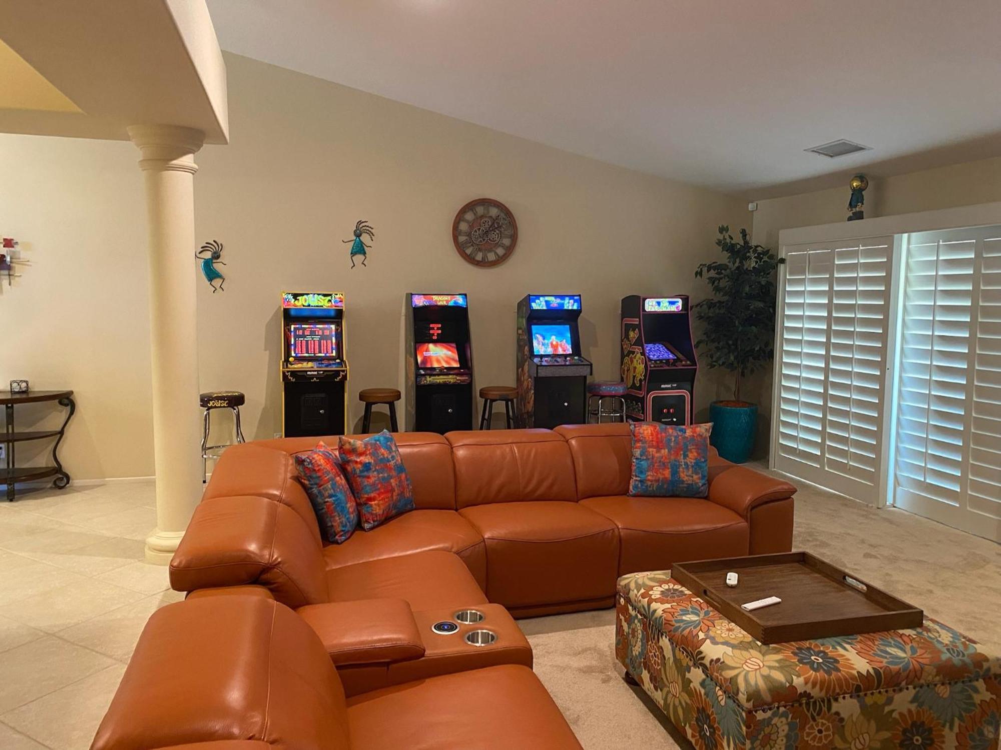 Coachella Chill: Luxury 4Br/4King Paradise Retreat Indio Dış mekan fotoğraf