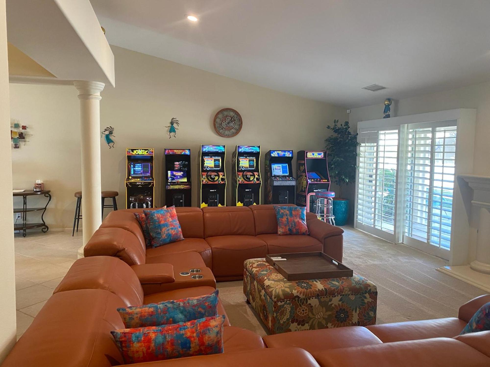 Coachella Chill: Luxury 4Br/4King Paradise Retreat Indio Dış mekan fotoğraf