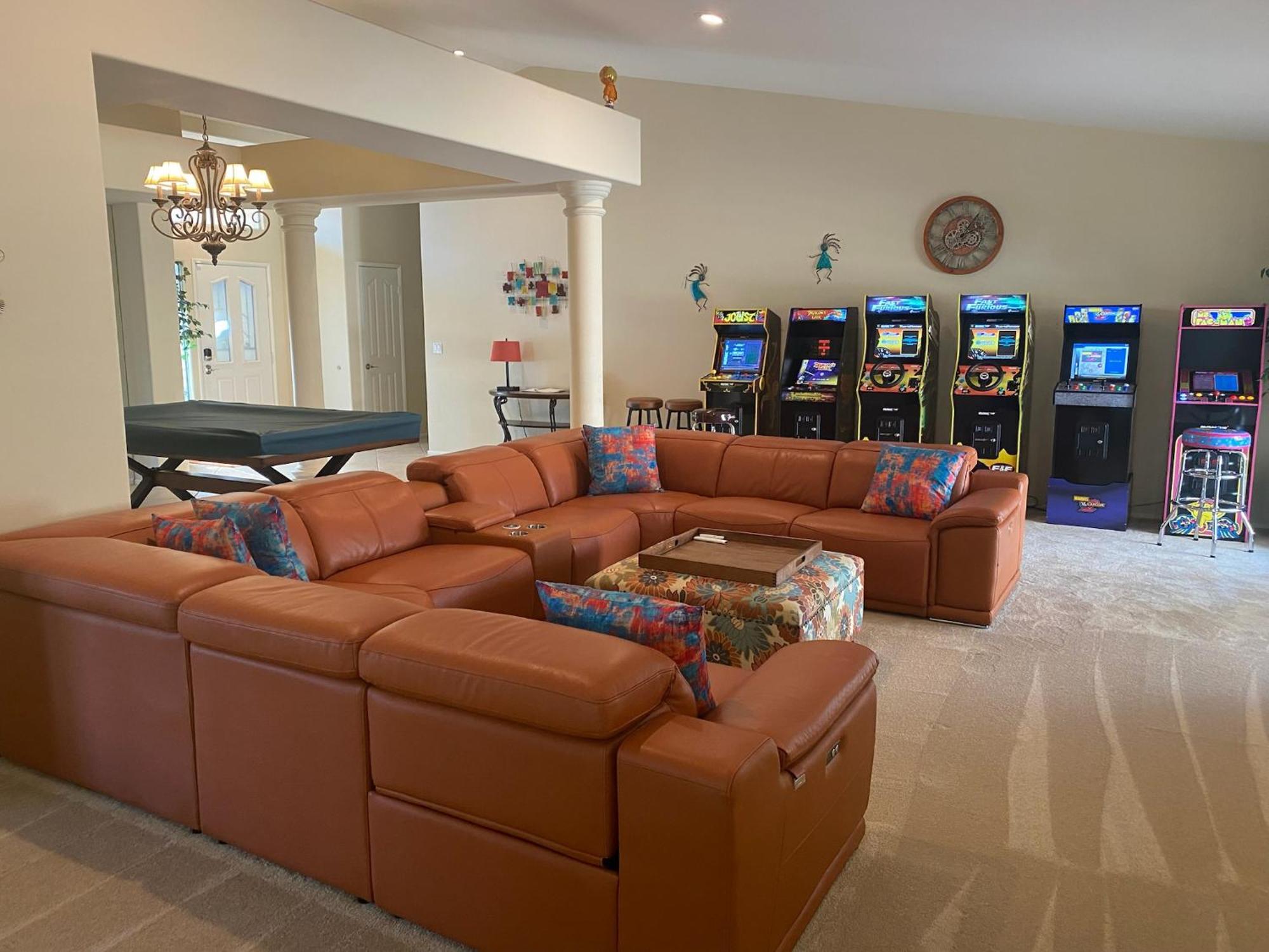 Coachella Chill: Luxury 4Br/4King Paradise Retreat Indio Dış mekan fotoğraf